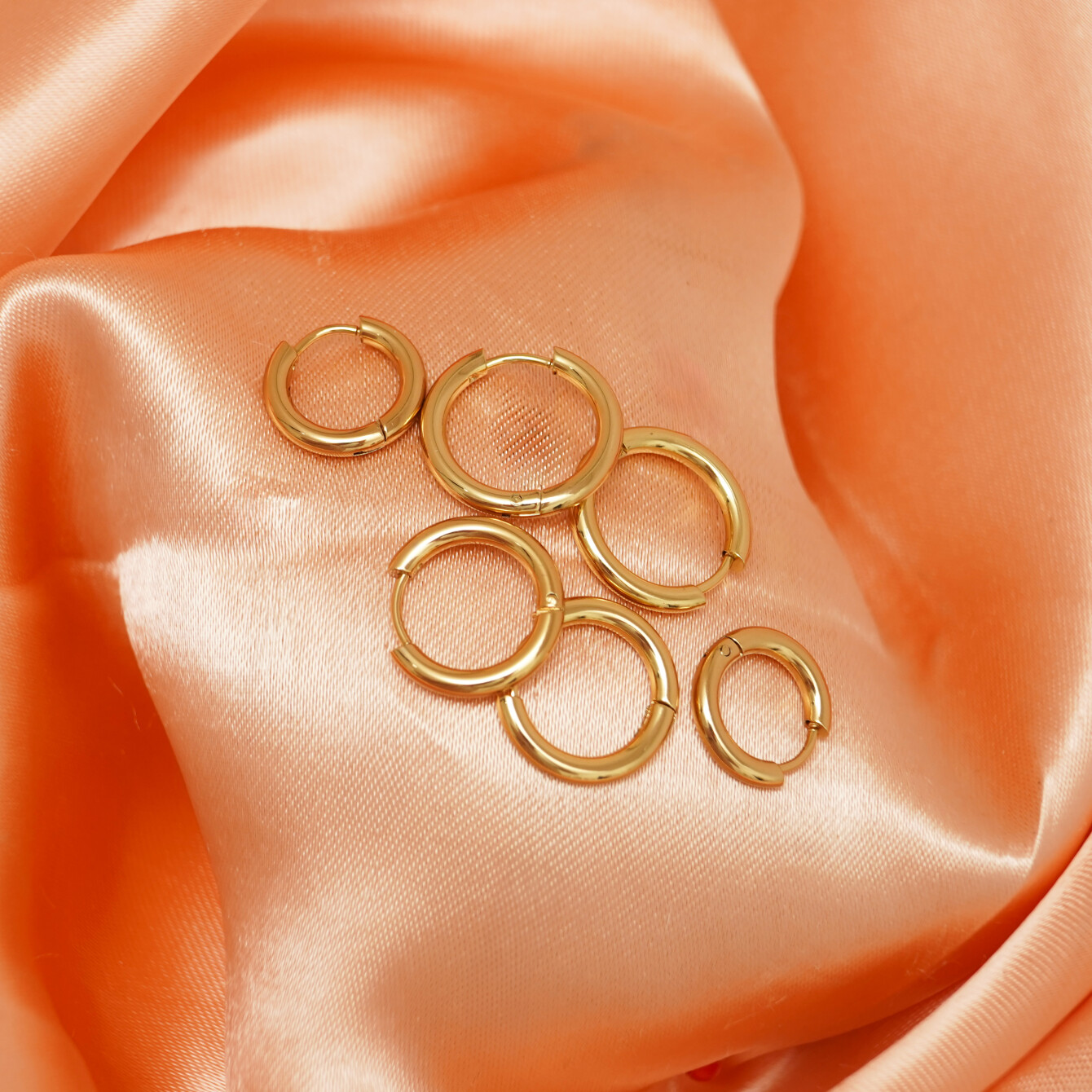 Altın Kaplama Çelik Halka Küpe Seti – 3 Farklı Boy - 5