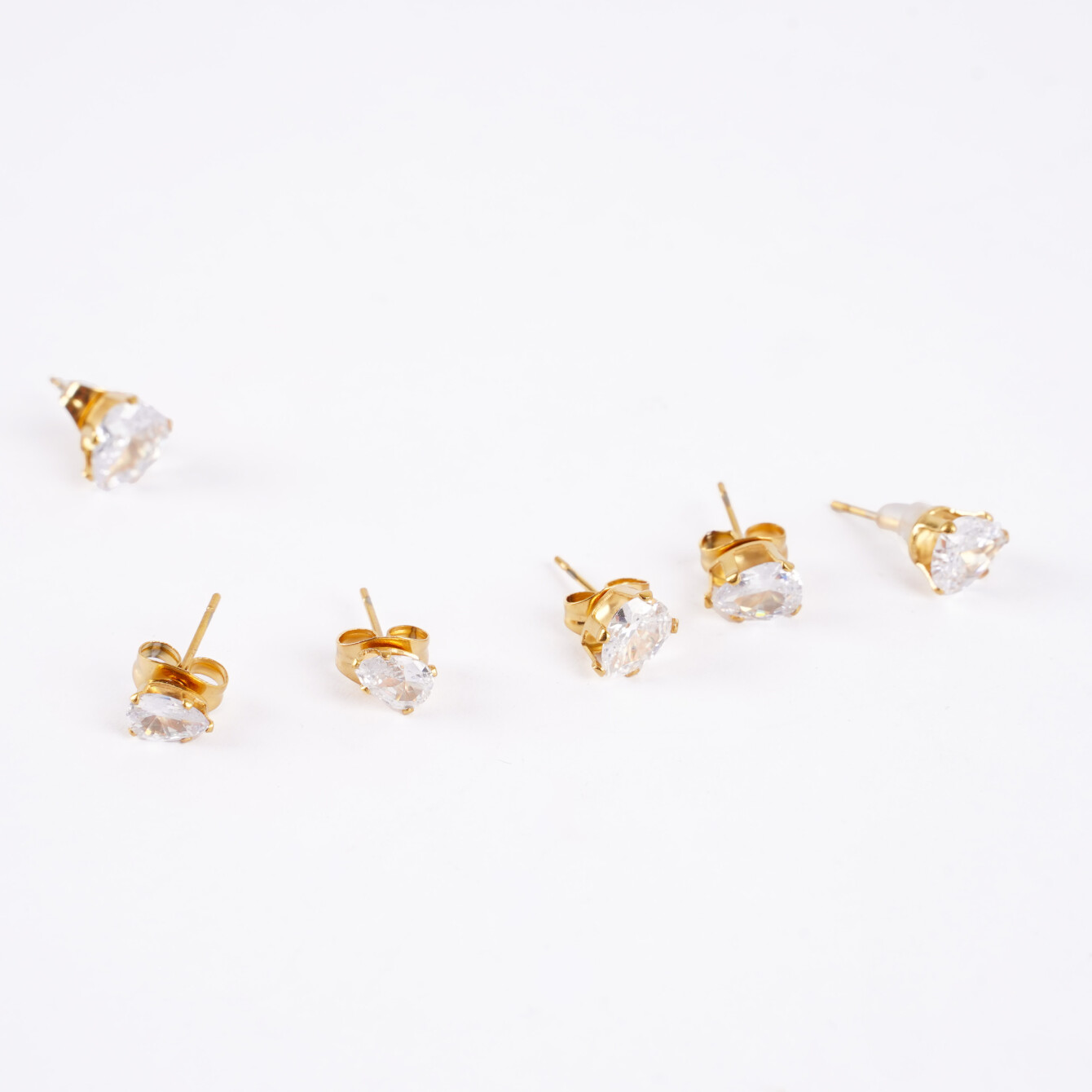 Altın Kaplama Çelik Parlak Taşlı Küpe Seti – 3’lü - 3