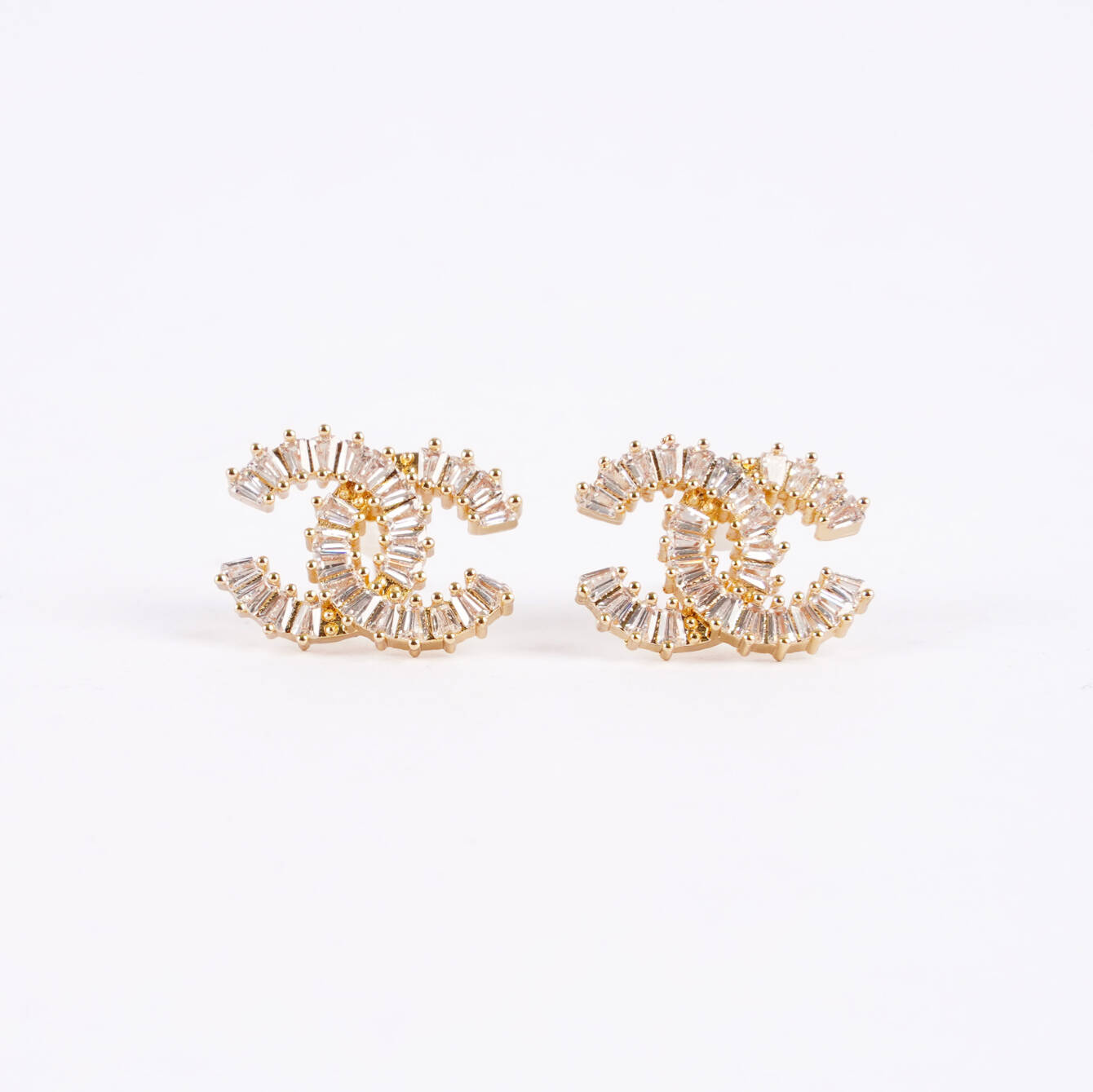 Altın Renkli Taşlı Küpe - 3