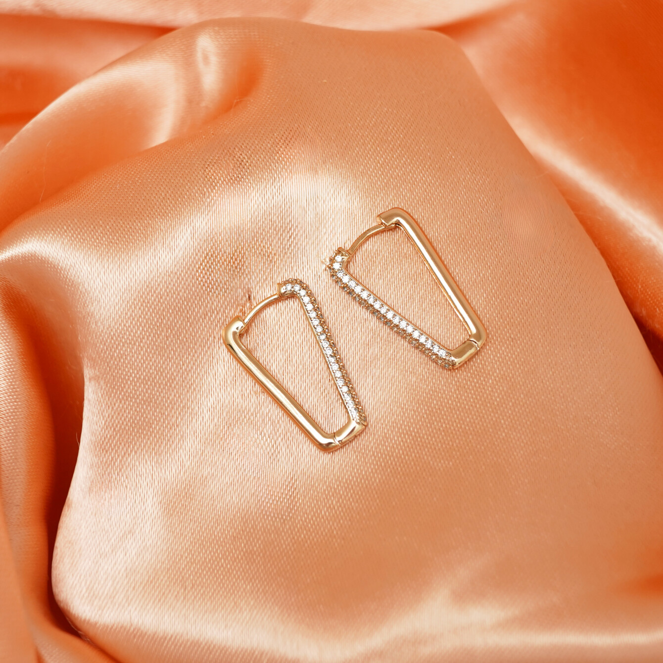 Şık Üçgen Küpe - Günlük ve Özel Kullanım - 4