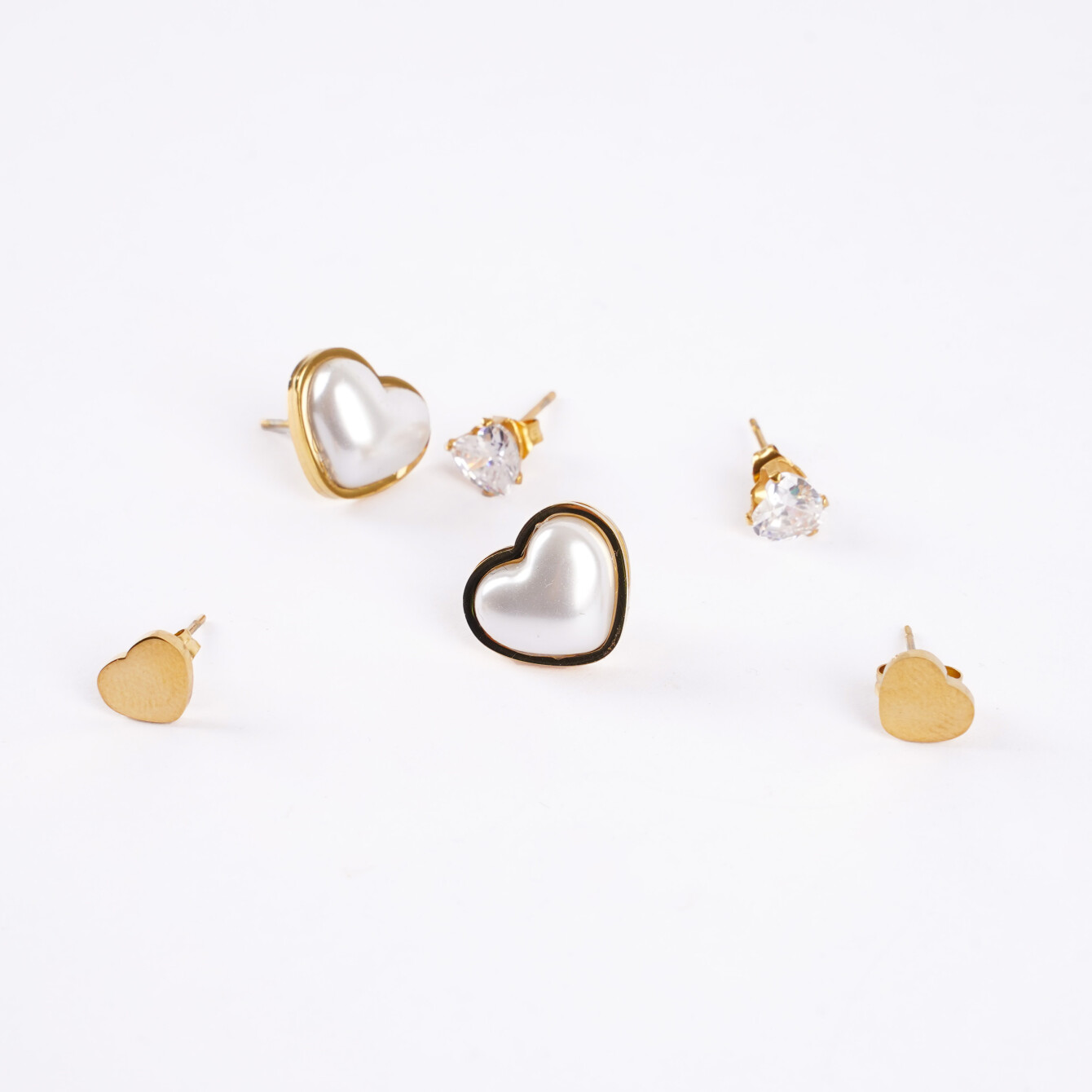 Zarif Kalp Detaylı Küpe Seti - 2